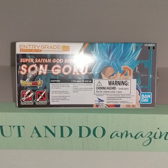 🎀 BANDAI 🎀 Super Saiyan Son Goku Model Kit Japan 🎀 - Picture 3 of 8